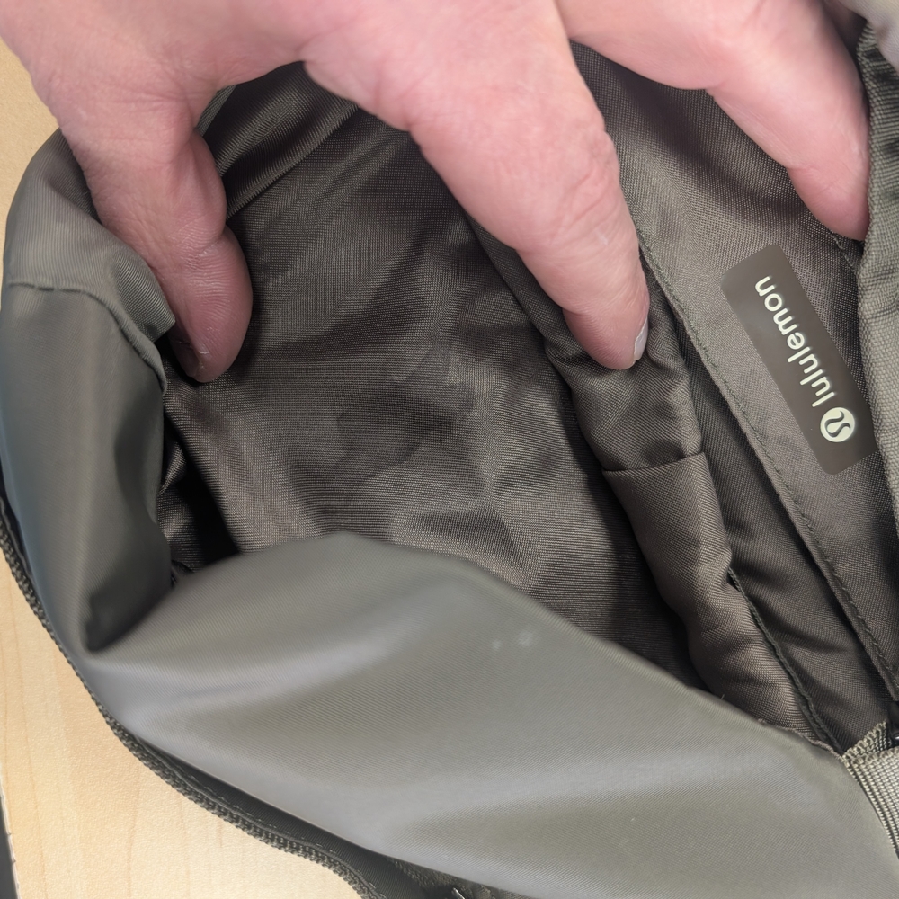 Lululemon Wunderlust Backpack in Olive Green - Picture 4 of 8